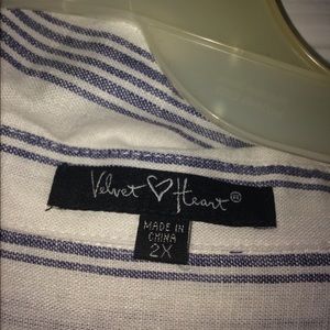 Tops - Oversized Linen Shirt Tops - Oversized Linen Shirt